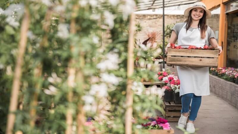How To Enjoy a Day of May Flowers at Bloemenmarkt