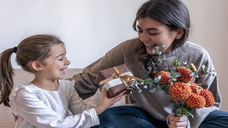 Blooming With Love: Elevate Mother's Day with Australia's Most Thoughtful Edible Arrangements
