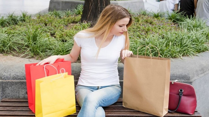 How To Choose The Right Wholesale Poly Bags For Your Business