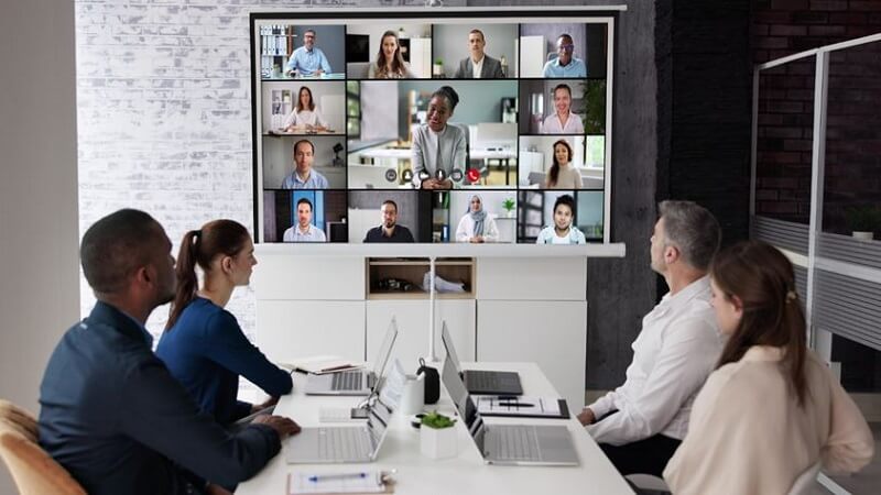 Webex vs. Zoom: How to Choose the Best Video Conferencing Platform for Your Team