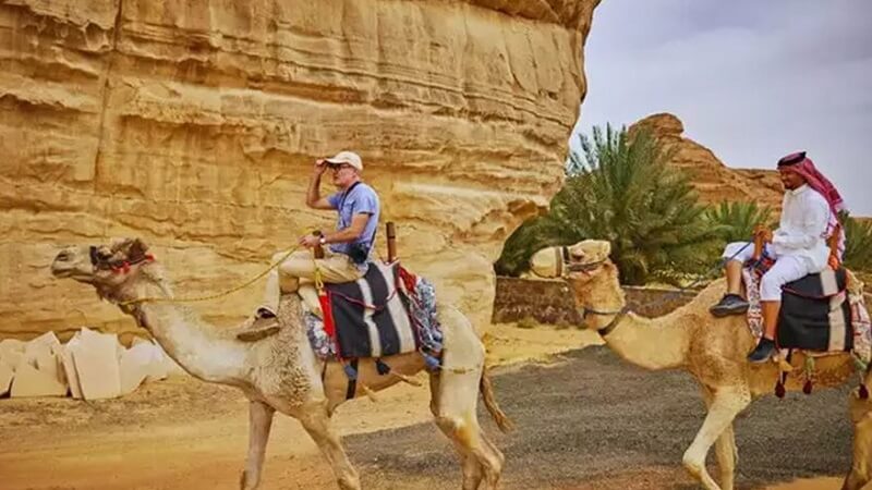 How to Experience Saudi Arabia’s Culture as a Tourist: Tips for Authentic Encounters